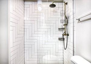 Tasteful Wicker Park 1BR w/ W/D, 1 block to L, Six Corners, by Blueground