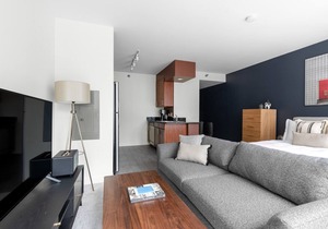 Urban Loop Studio w/Pool, Gym, nr. Financial District, by Blueground