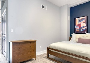 Urban Wicker Park 1BR w/ W/D, nr Damen & Milwaukee, by Blueground