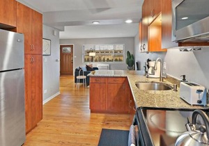 Well-Designed 1BR Apartment