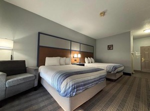Americinn | Galesburg