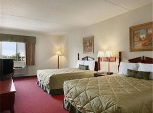 Ramada | Bolingbrook