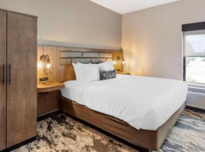 Bourbonnais Hotel | Bourbonnais