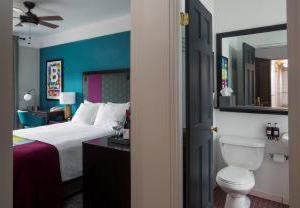 City Suites Hotel | Lakeview