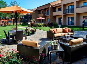 Courtyard | Naperville