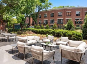 Naperville Inn | Near West Side