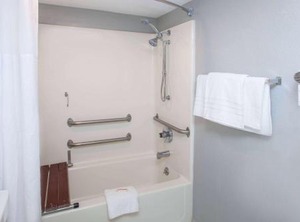 Days Inn | Farmer City