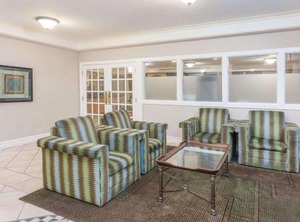 Naperville Inn | Arlington Heights
