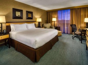 Doubletree | Arlington Heights