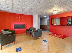 Econo Lodge Inn Suites Granite City | Mitchell