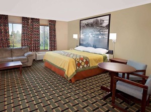 Lodge | Canton