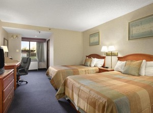 Grove Hotel | Elk Grove Village