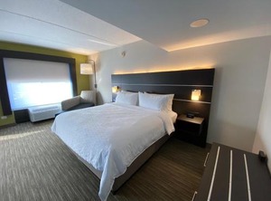 Wells Apartments St Chicago | Prospect Heights