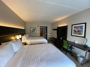 Wells Apartments St Chicago | Prospect Heights