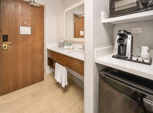 Wells Apartments St Chicago | Vernon Hills