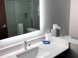 Wells Apartments St Chicago | Bensenville