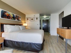Holiday Inn Suites Peoria At Grand Prairie Ihg Hotel | Orange Prairie