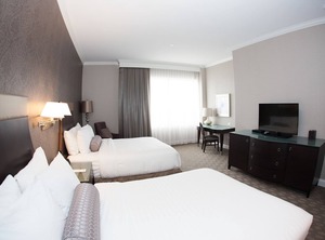 Banque Hotel | Homewood