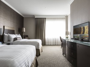 Banque Hotel | Homewood