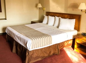 Magnuson Hotel Dixon | Dixon
