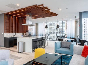 Belmont | Lake View East