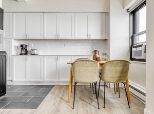 Gold Coast Doorman Blocks | Gold Coast