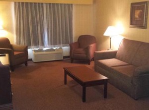 Town Country Inn | Quincy
