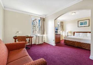 Travelodge | The Loop