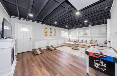Elmhurst House | 102 m² House ∙ 3 bedrooms ∙ 6 guests