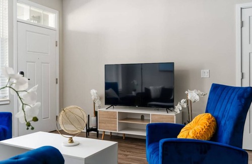 West Dundee Apartment | 113 m² Apartment ∙ 2 bedrooms ∙ 5 guests