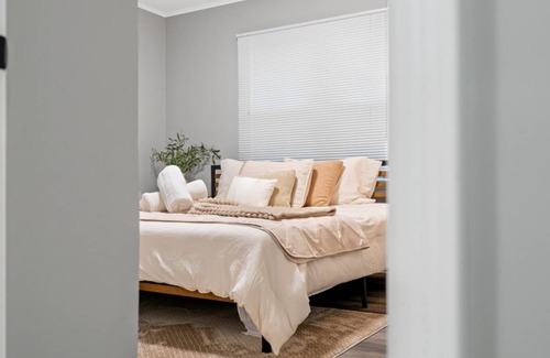 Burbank House | 113 m² House ∙ 4 bedrooms ∙ 10 guests