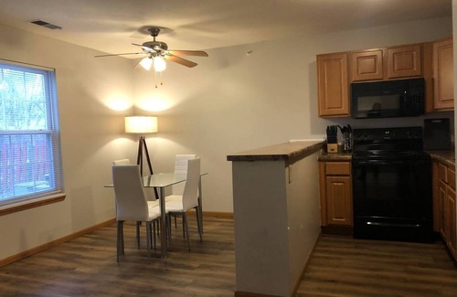 Bloomington Apartment | 129 m² Apartment ∙ 3 bedrooms ∙ 6 guests