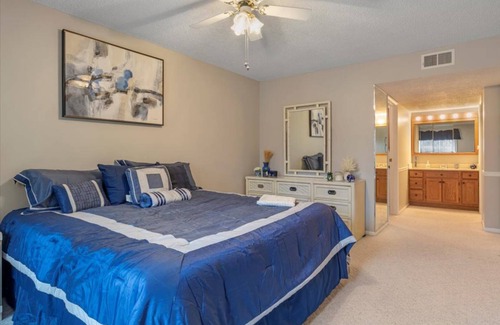 Springfield Condo | 130 m² Condo ∙ 2 bedrooms ∙ 3 guests