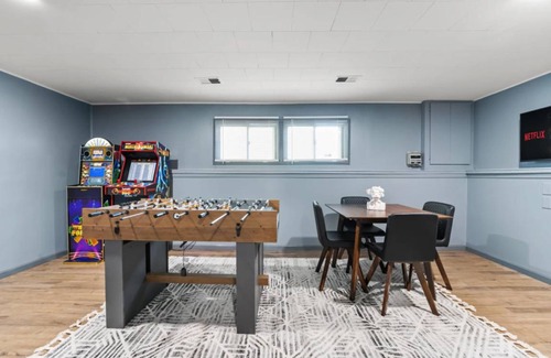 Lemont Apartment | 139 m² Apartment ∙ 3 bedrooms ∙ 6 guests