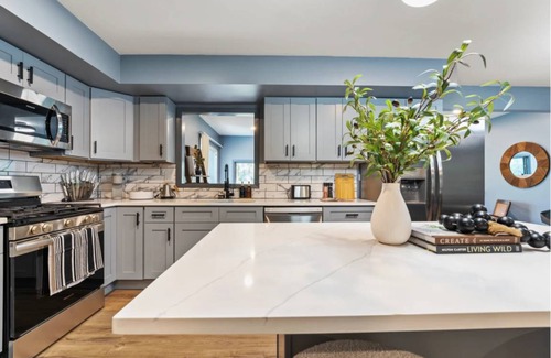 Lemont Apartment | 139 m² Apartment ∙ 3 bedrooms ∙ 6 guests