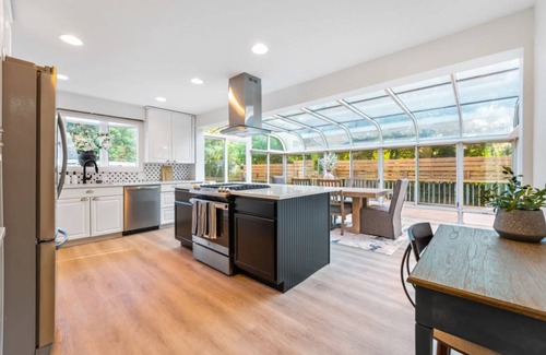 Elmhurst House | 139 m² House ∙ 3 bedrooms ∙ 6 guests