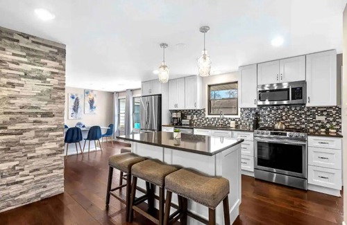 Wasco House | 139 m² House ∙ 4 bedrooms ∙ 8 guests