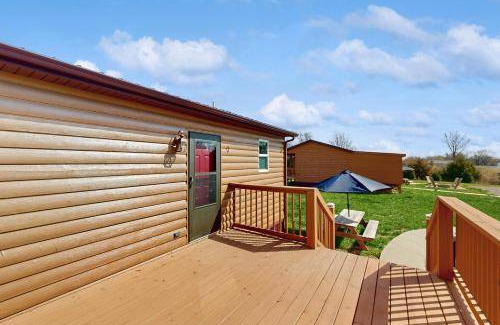 Murphysboro Hotel | 140 m² Hotel ∙ 4 guests