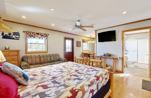 Murphysboro Cabin | 141 m² Cabin ∙ 1 bedroom ∙ 6 guests