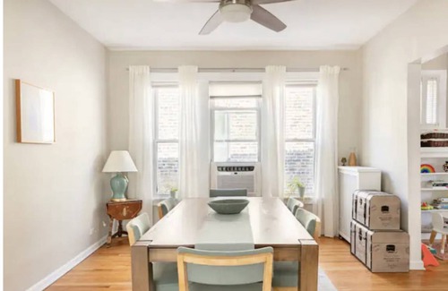 South Evanston Apartment | 152 m² Apartment ∙ 3 bedrooms ∙ 6 guests