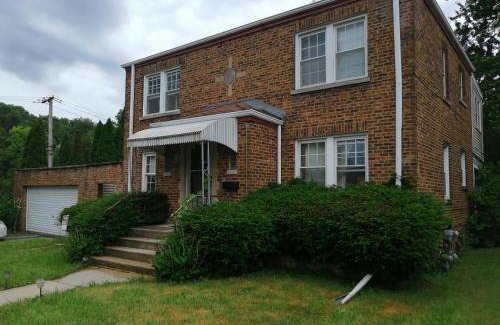 Chicago Heights Bed & Breakfast | 17 m² Bed and breakfast ∙ 2 guests