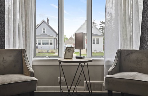 Des Plaines House | 186 m² House ∙ 3 bedrooms ∙ 10 guests