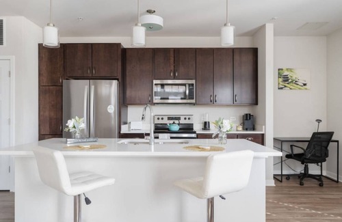 Plato Center Apartment | 193 m² Apartment ∙ 1 bedroom ∙ 3 guests