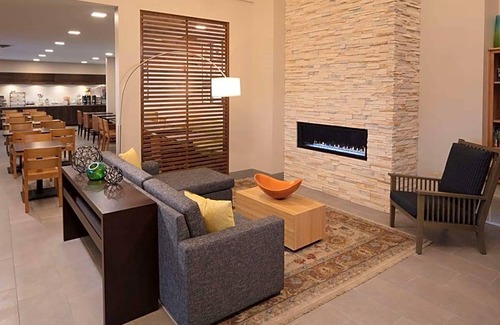 Galena Hotel | 2-Star Hotel ∙ Country Inn & Suites by Radisson, Galena, IL