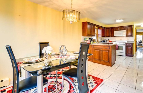 Oak Lawn Apartment | 204 m² Apartment ∙ 3 bedrooms ∙ 6 guests