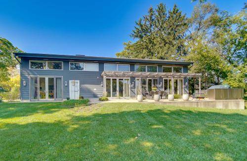 Libertyville House | 251 m² House ∙ 3 bedrooms ∙ 8 guests