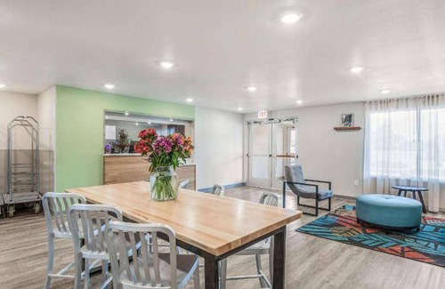 Burbank Hotel | 28 m² Hotel ∙ 127 guests