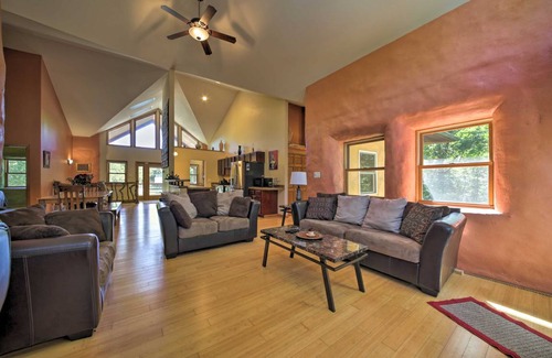 Carbondale House | 297 m² House ∙ 3 bedrooms ∙ 9 guests