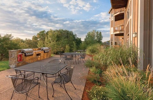 The Galena Territory Condo | 2br Condo Peaceful Vacation Galena!