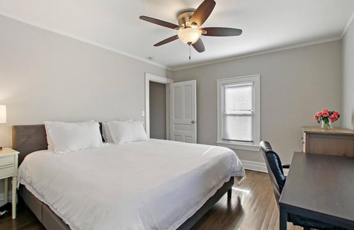 Libertyville Apartment | 3 Bdr ★ 3 King Beds ★ Ideal refuge during the crisis